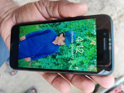 Apple iPhone 7