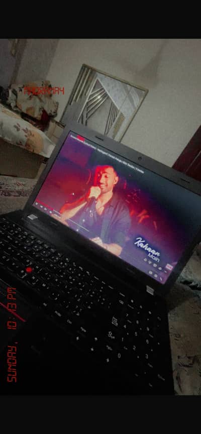 Lenovo i5 window 10. Al ok condition ok Baki I wil send video urgentse