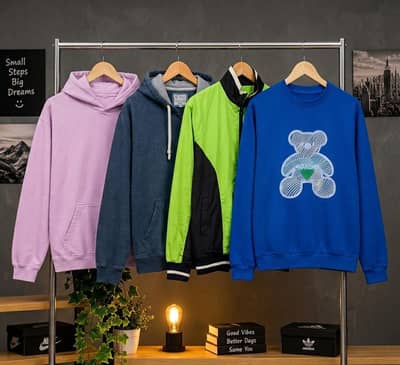 A set of 4 (2 Hoodies,1 upper,1 sweatshirt)