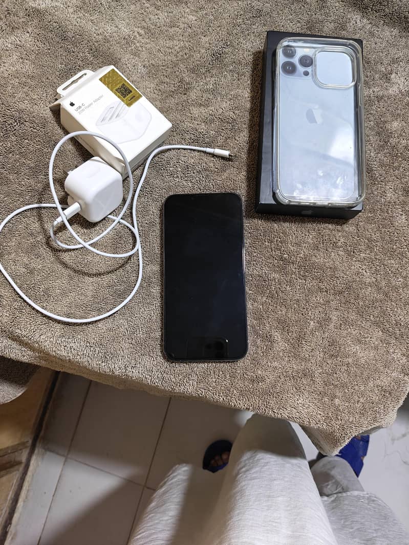 Apple iPhone 13 Pro Max 6
