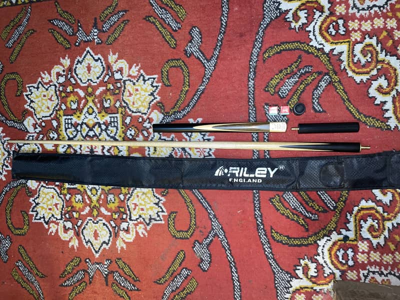 Snooker Cue 4