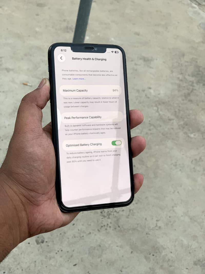 Apple iPhone 11 Pro Max 2