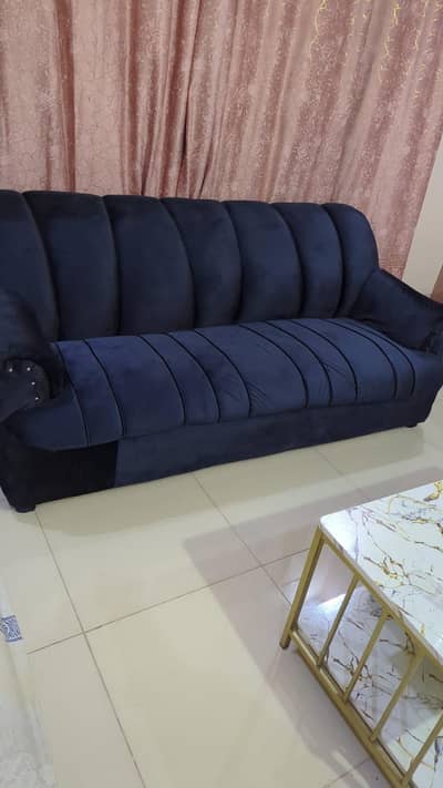 luxurious 7 seator sofa set.