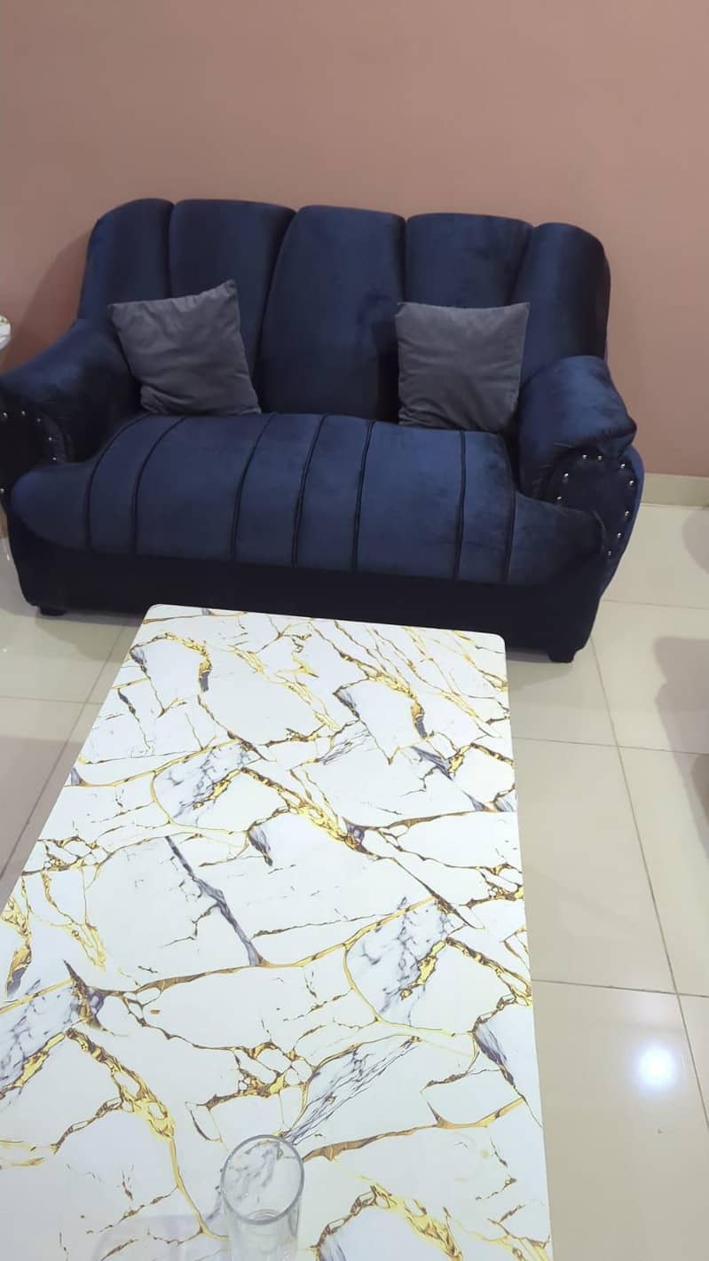luxurious 7 seator sofa set. 1