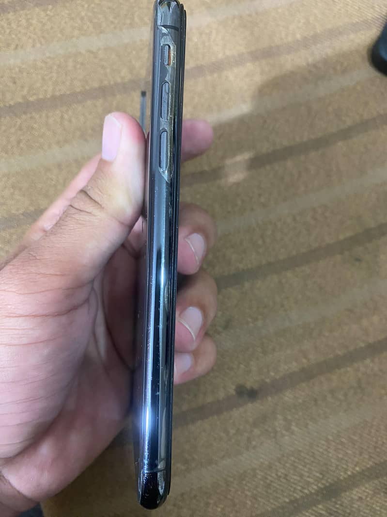 Apple iPhone X 2
