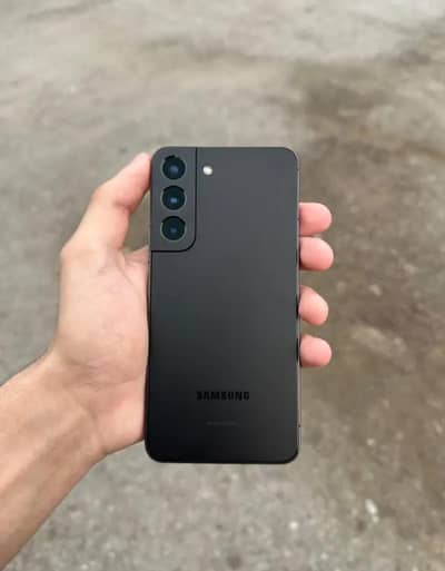 Samsung Mobile S22 Non pta 8/128 all okay