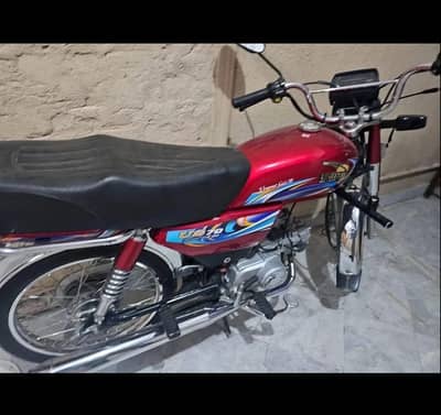 ALMOST LIKE NEW MOTORCYCLE