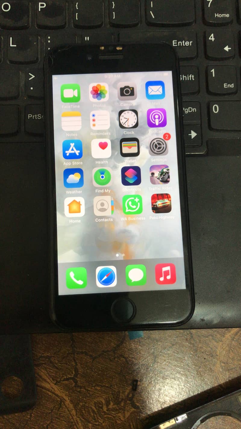 Apple iPhone 7 1