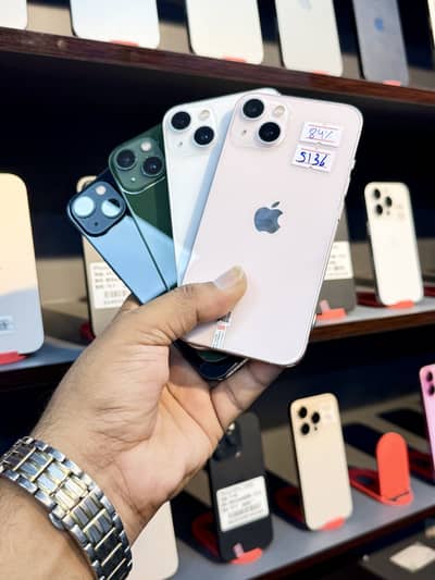 Apple iPhone 13