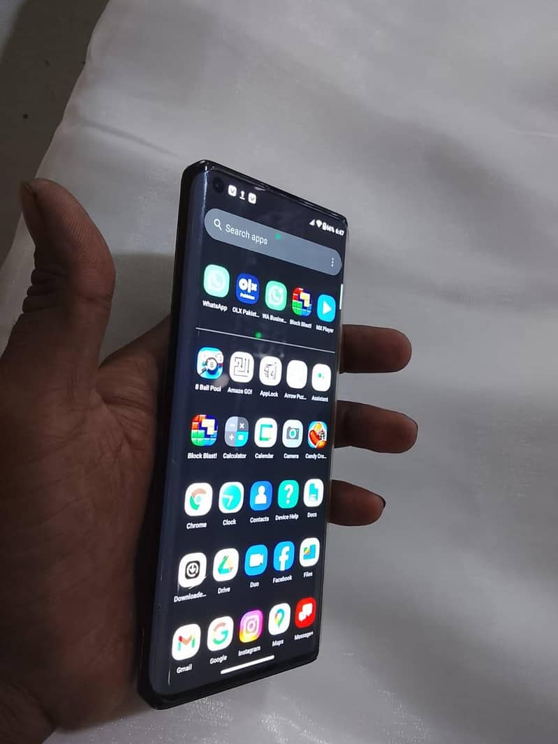 Motorola Edge Plus 1