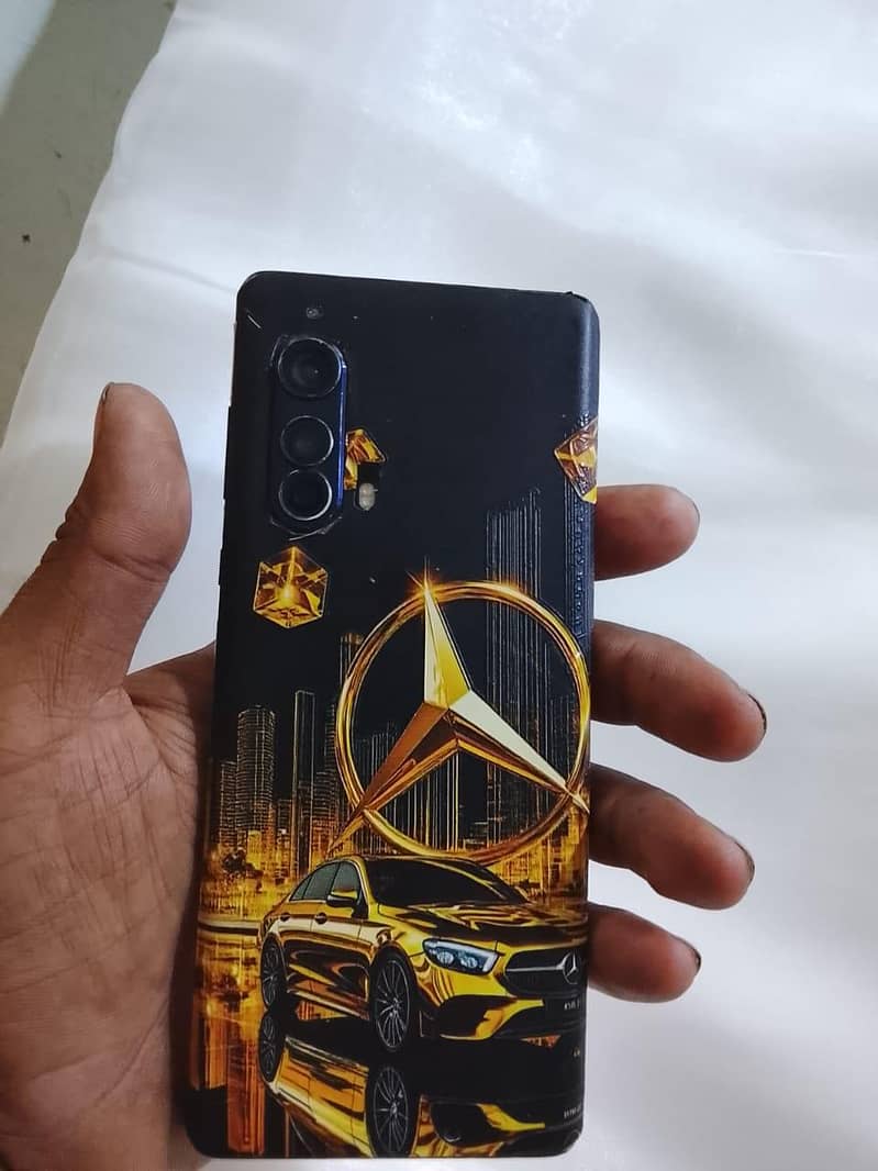 Motorola Edge Plus 6