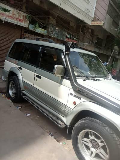 Mitsubishi Pajero 1997