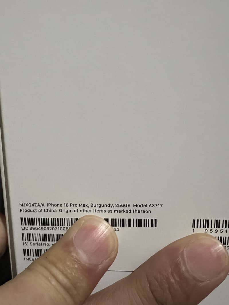 Apple iPhone 18 Pro Max 1