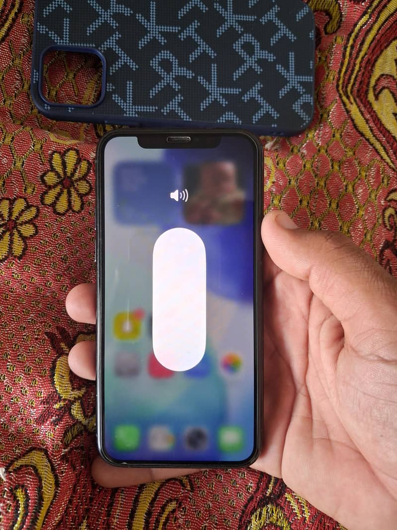Apple iPhone 11 Pro 7