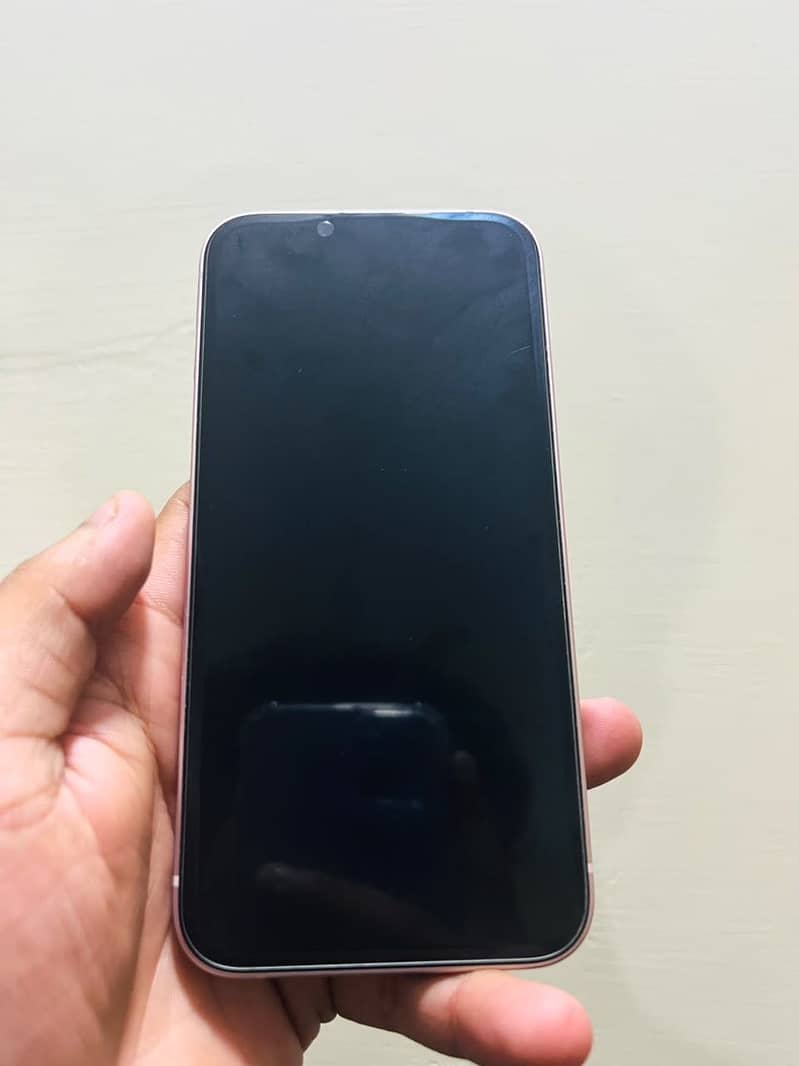 Apple iPhone 13 1