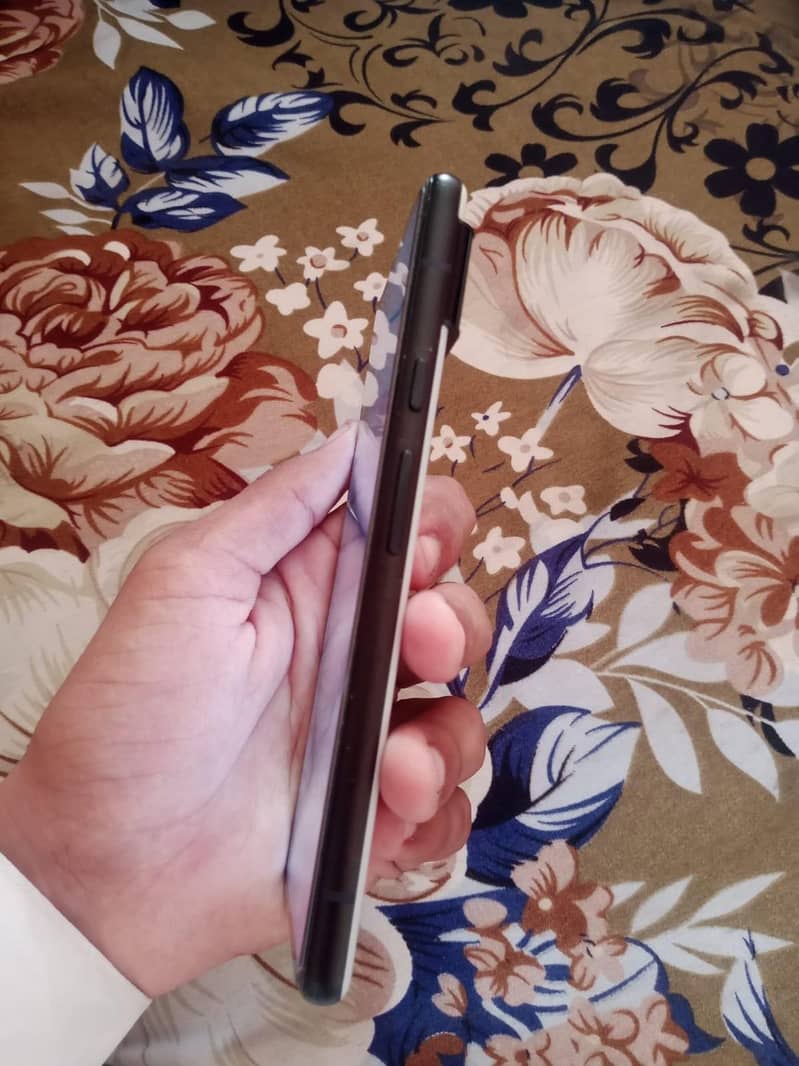 GOOGLE PIXEL 6 4