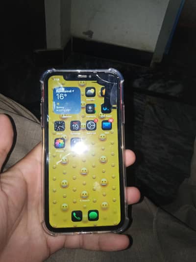 Apple iPhone 11