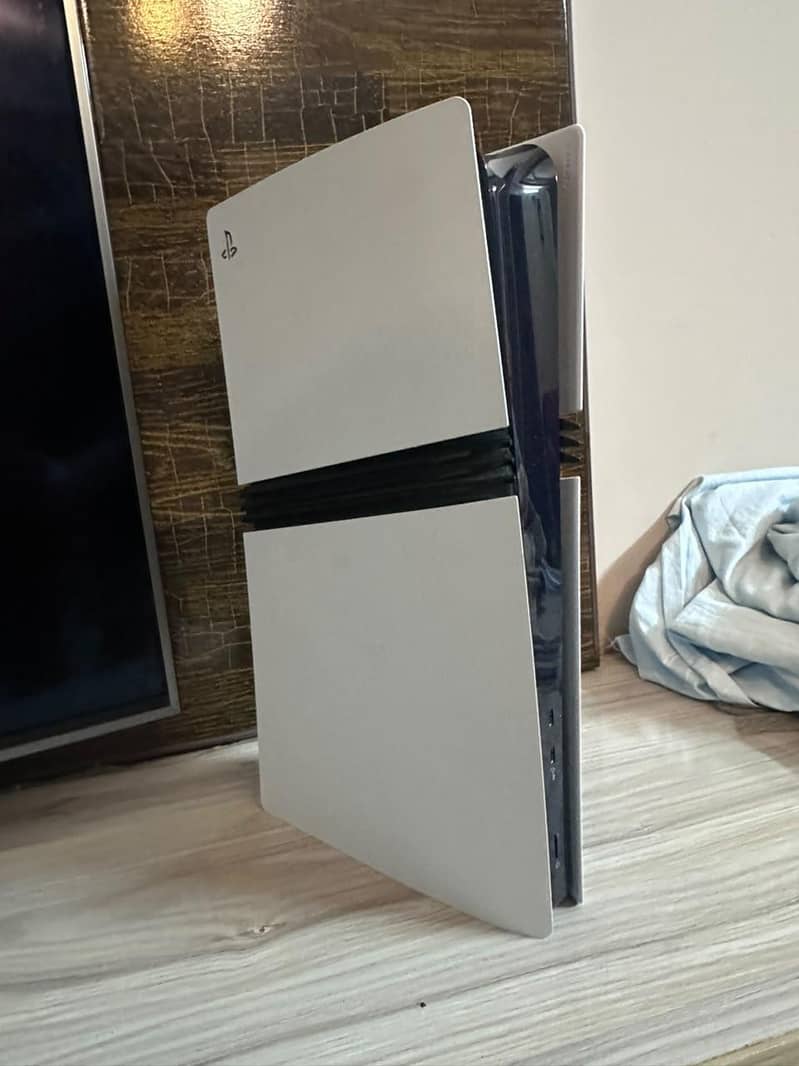 PS5 pro 2TB 1