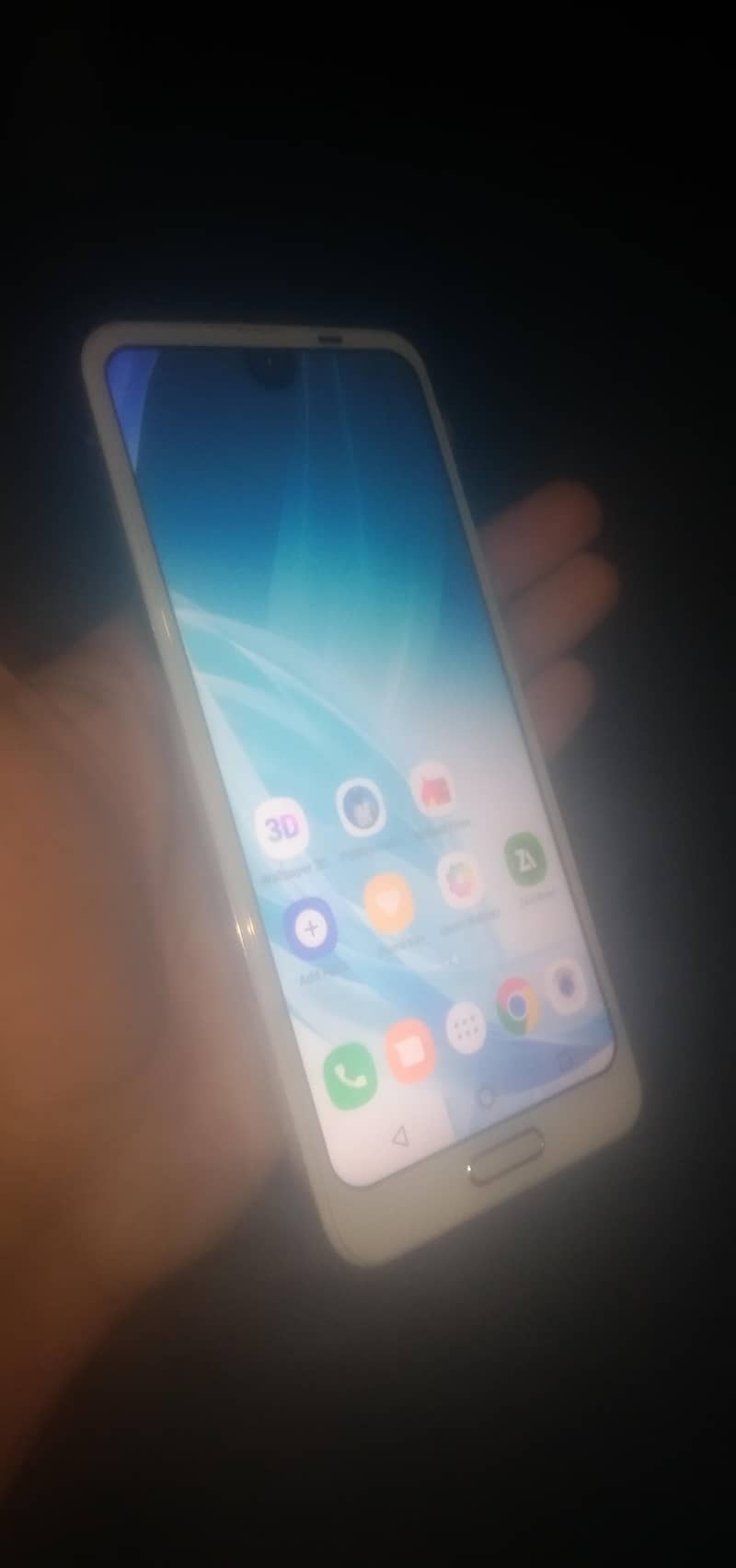 Sharp Aquos R2 8