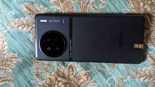 Vivo X90s