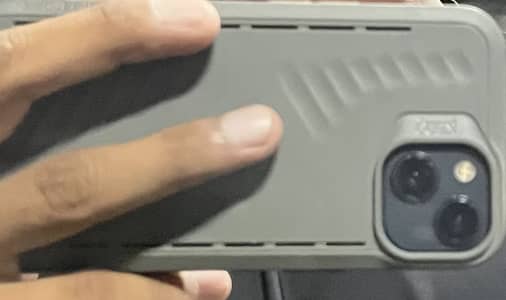Apple iPhone 13