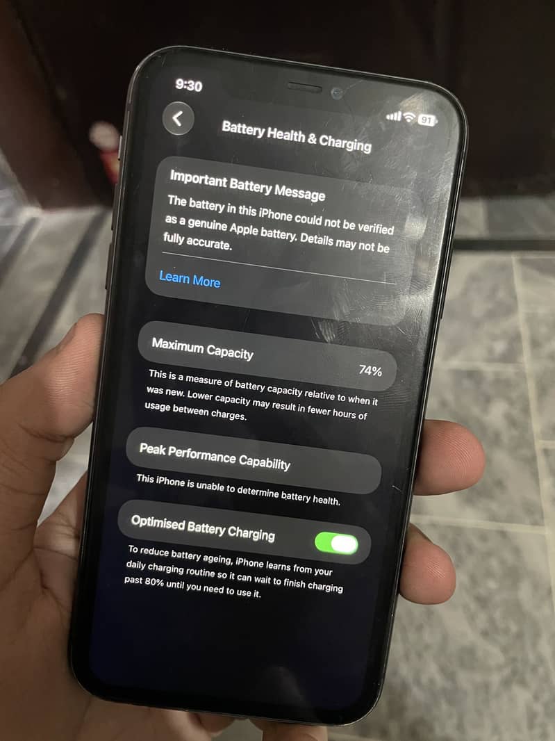 Apple iPhone 11 4