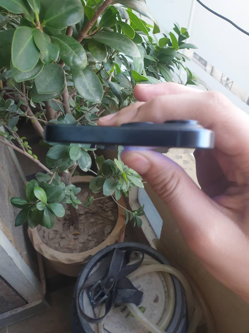 Apple iPhone 15 Pro Max 4