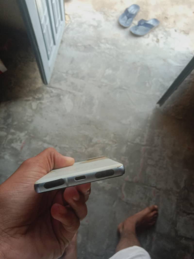 Google Pixel 7a 5