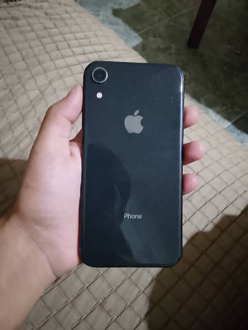 Apple iPhone XR 3