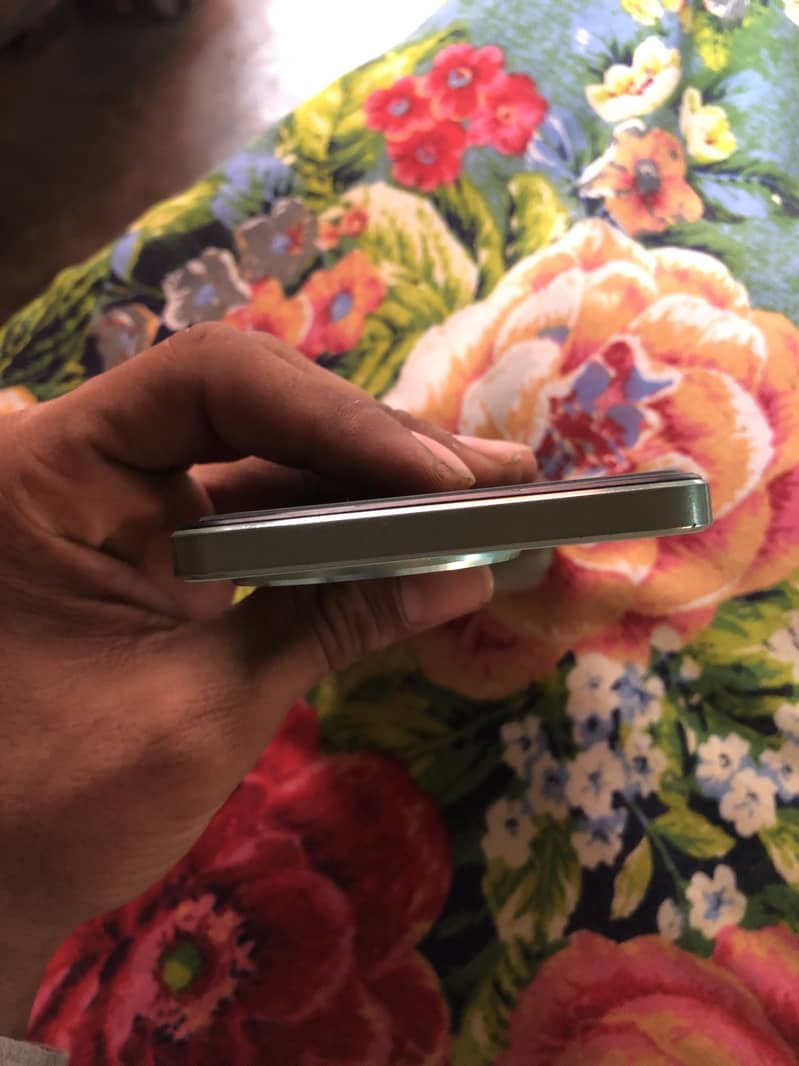 Tecno CAMON 30S Pro 4