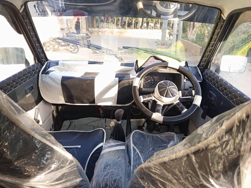 Suzuki Bolan 2000 5