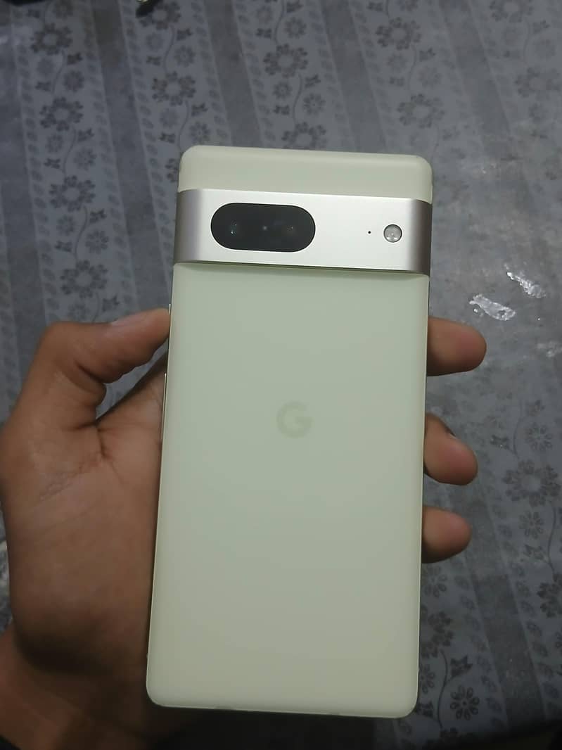 Google Pixel 7 2
