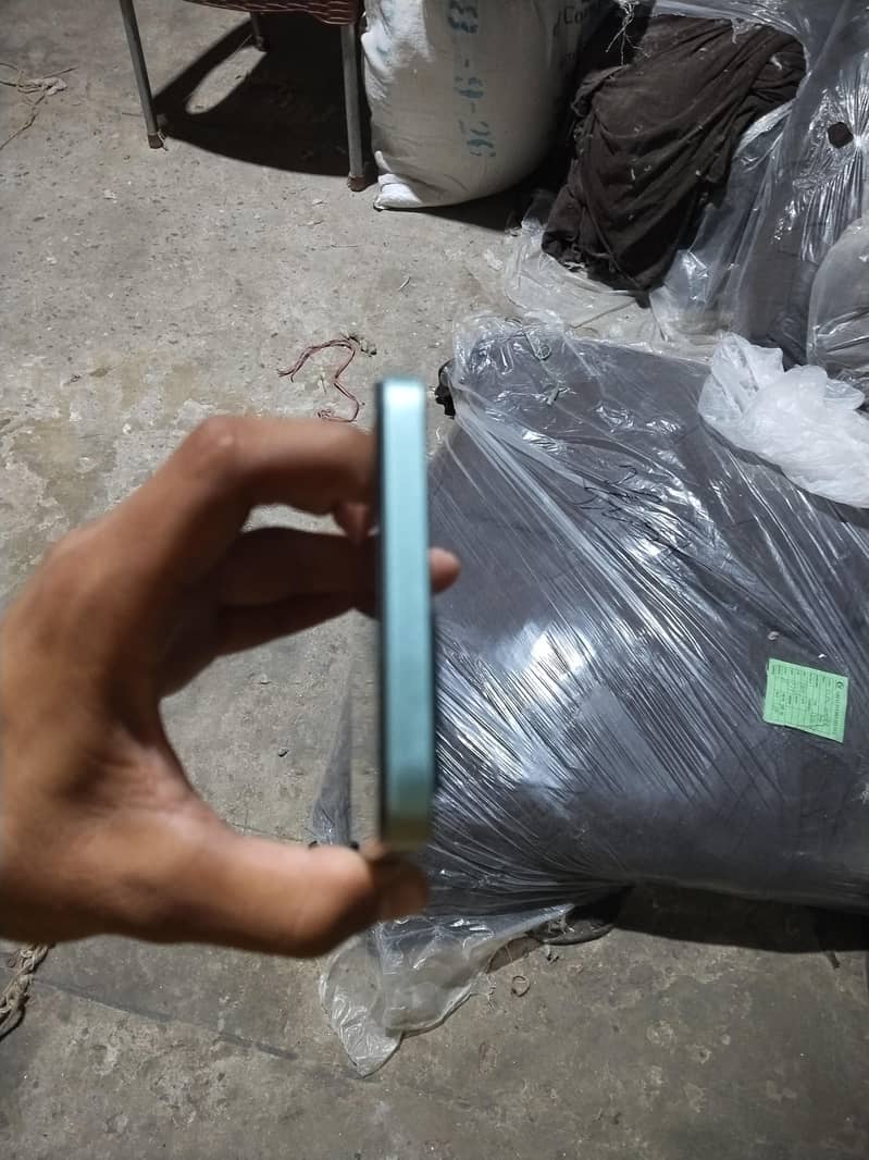 OPPO A57 1