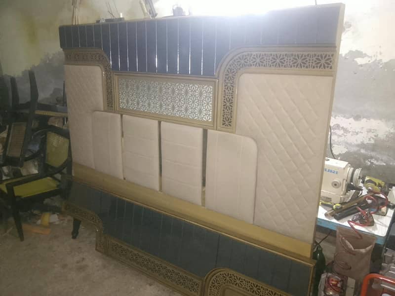 luxury bed . dressing. side table 3