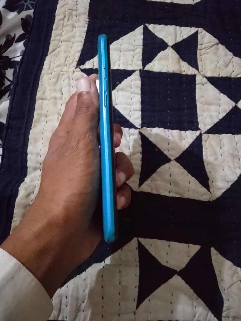 Realme 5i 3