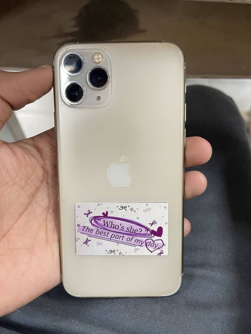 Apple iPhone 11 Pro 2