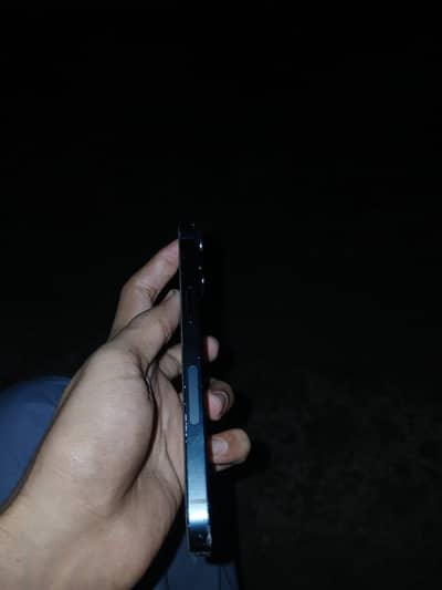 Apple iPhone 14
