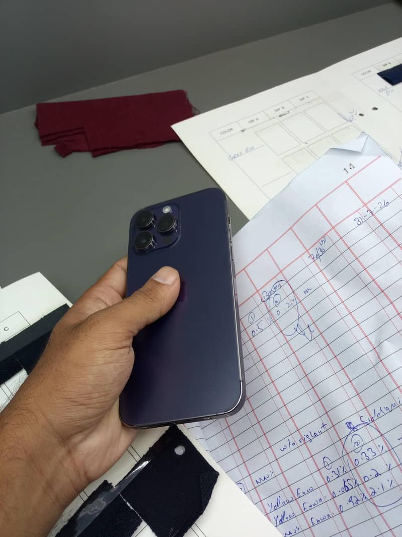 Apple iPhone 14 Pro Max 10