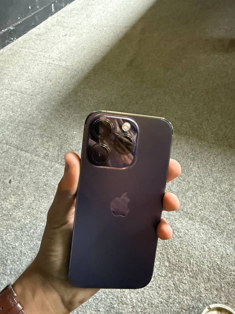 Apple iPhone 14 Pro 3