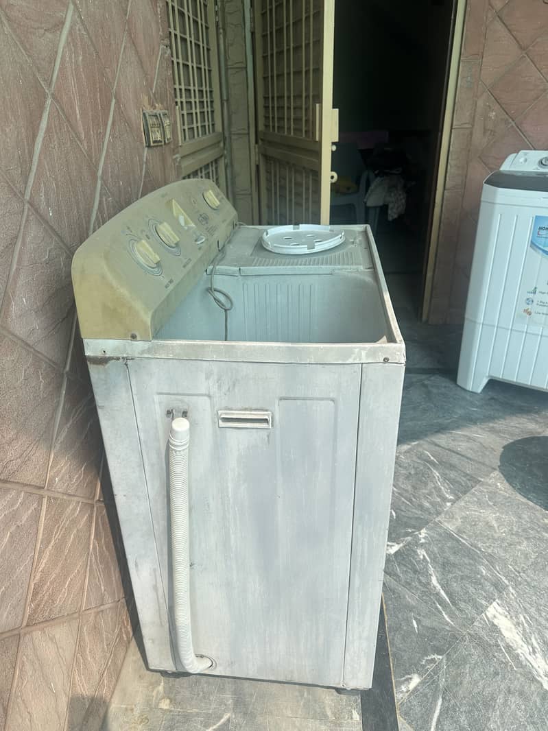 Washing machine 3