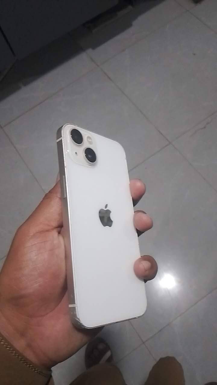 Apple iPhone 13 3