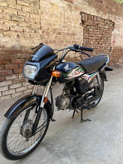 Honda dream 2023 Hyd register 1st owner contact03711033705