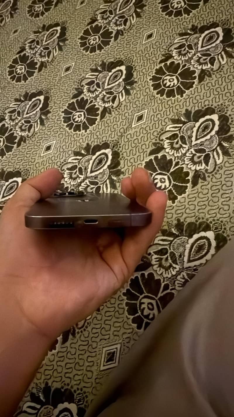 Apple iPhone 14 Pro Max 4