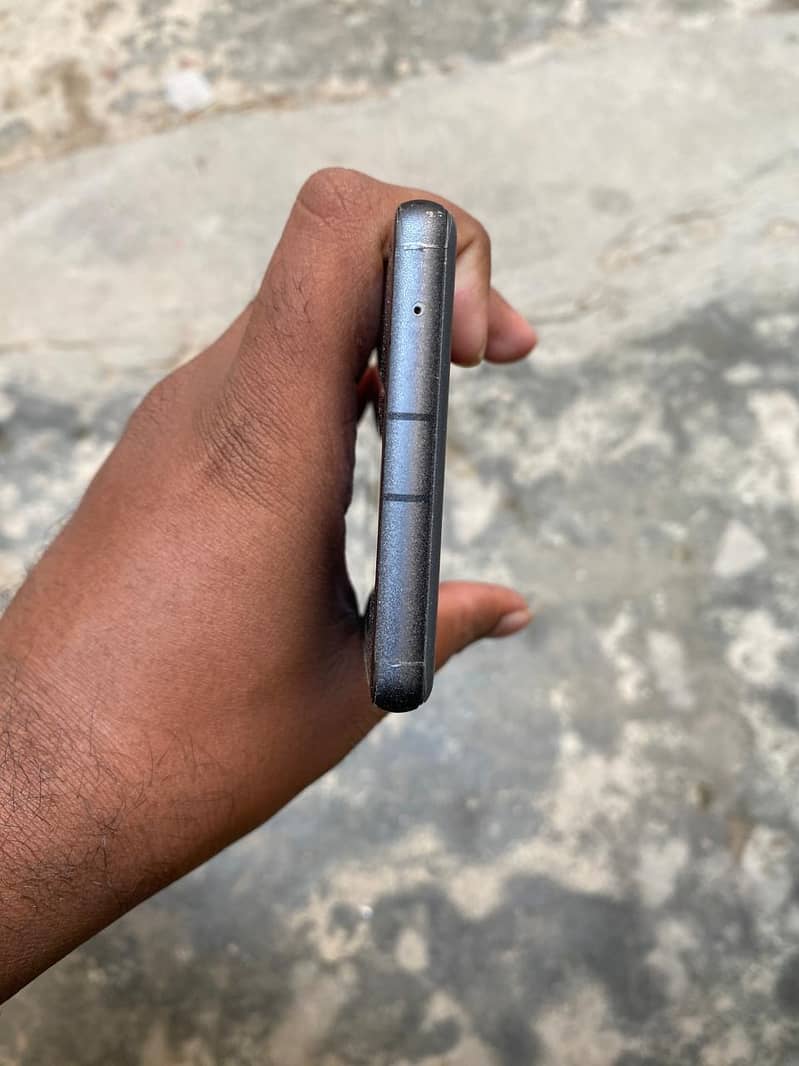 Google Pixel 7a 2