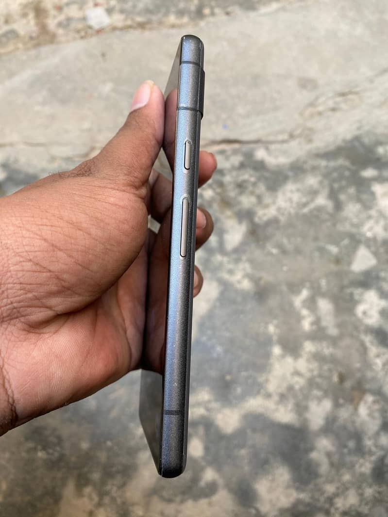 Google Pixel 7a 4