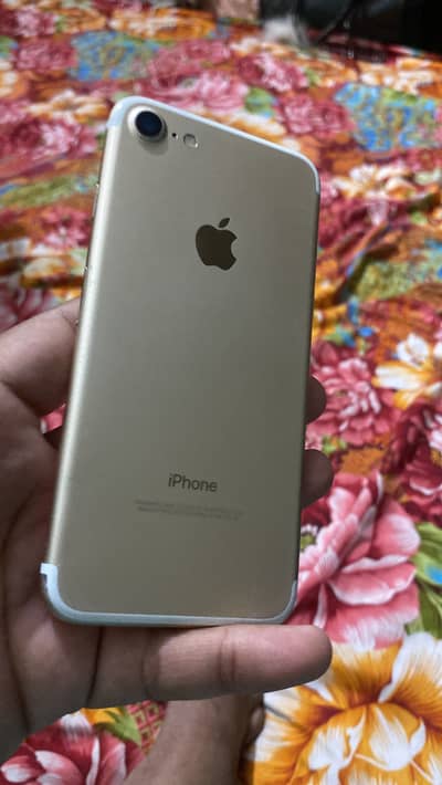 Apple iPhone 7