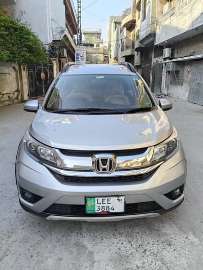 Honda BR-V 2018 S pekage B2B geniune out class condition