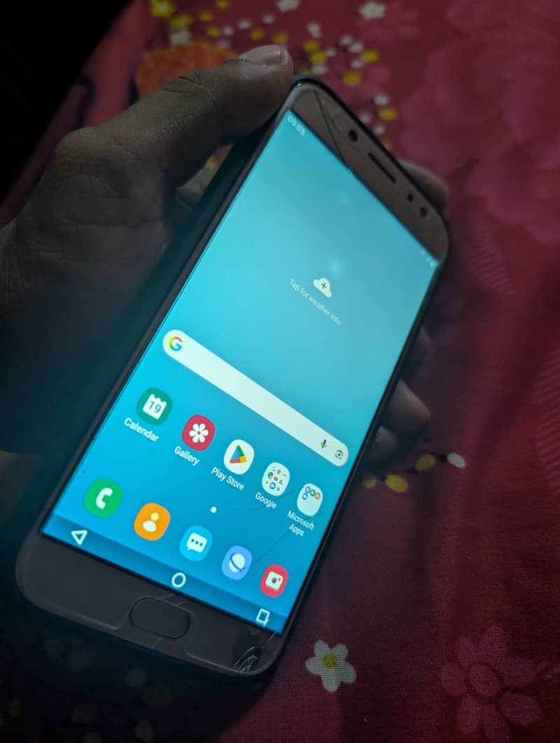Samsung J7 pro 3