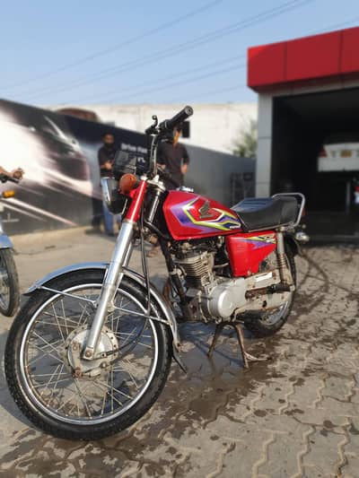 Honda 125 (2017 B)