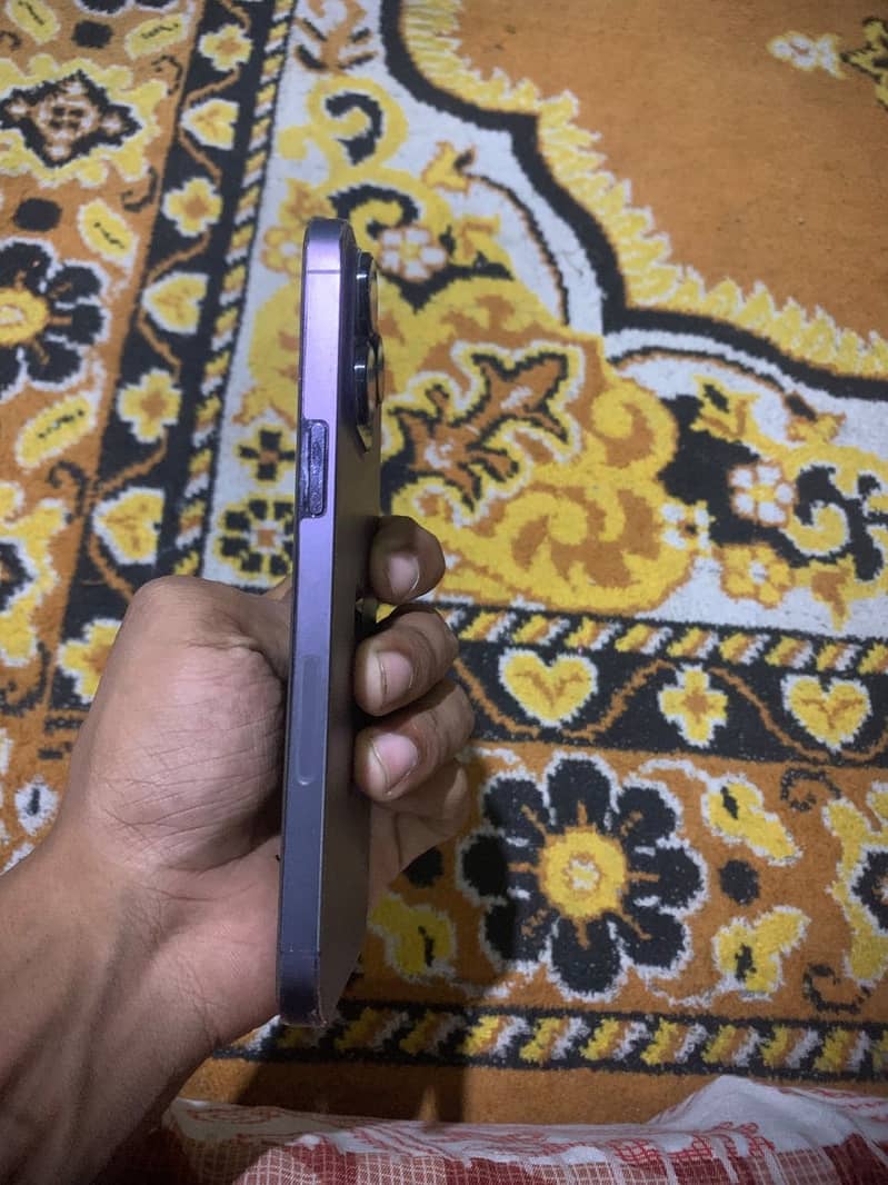 Apple iPhone 14 Pro Max 3